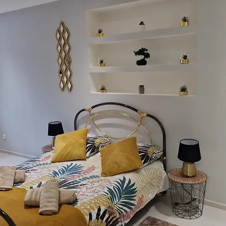 La Pierre Dorée Appartement Puicheric