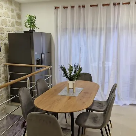 La Pierre Dorée Puicheric